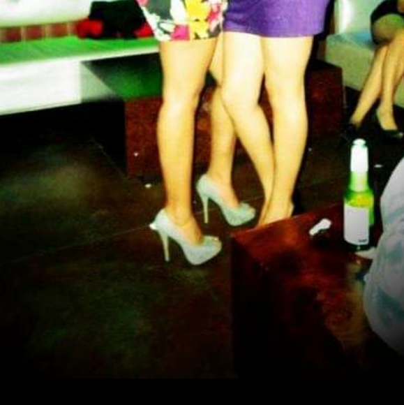 Gray heels - Picture 5 of 5